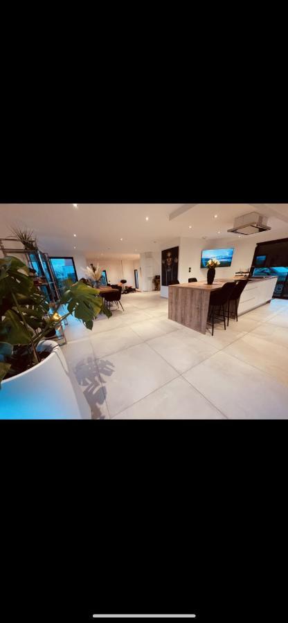 Magnifique Villa Avec Jaccuzi Wimille エクステリア 写真