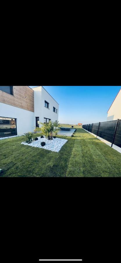 Magnifique Villa Avec Jaccuzi Wimille エクステリア 写真